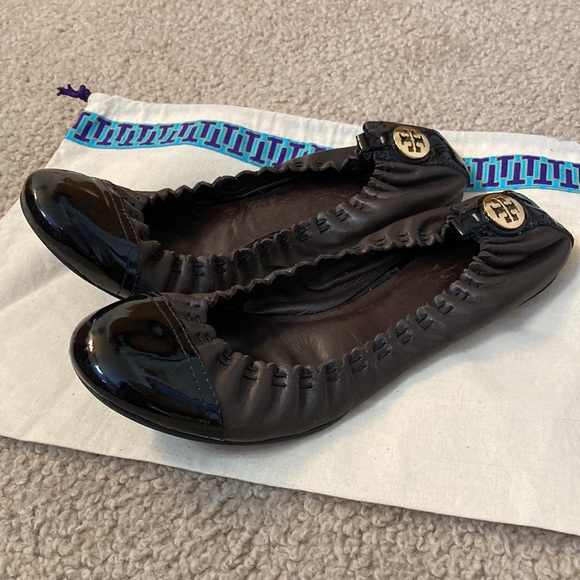 Tory Burch Shoes - Tory Burch leather ballet flats with dust bag